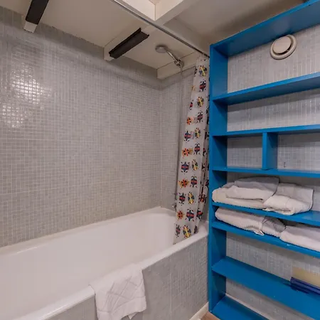 Grand Roc - Ancolies 348 - Happy * Chamonix